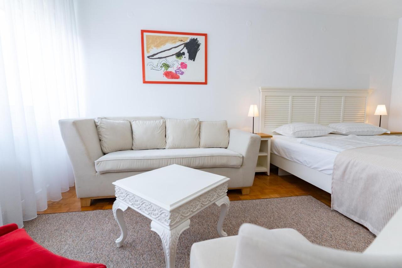 Artearia Hotel Bjelovar Eksteriør bilde