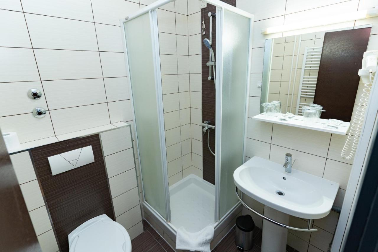 Artearia Hotel Bjelovar Eksteriør bilde