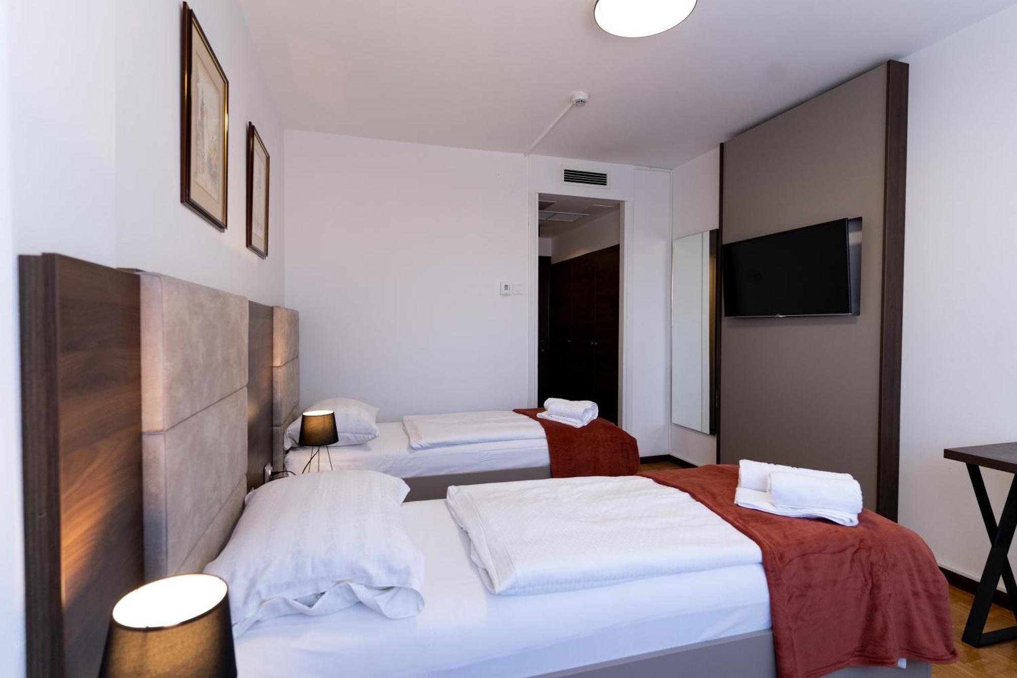 Artearia Hotel Bjelovar Eksteriør bilde