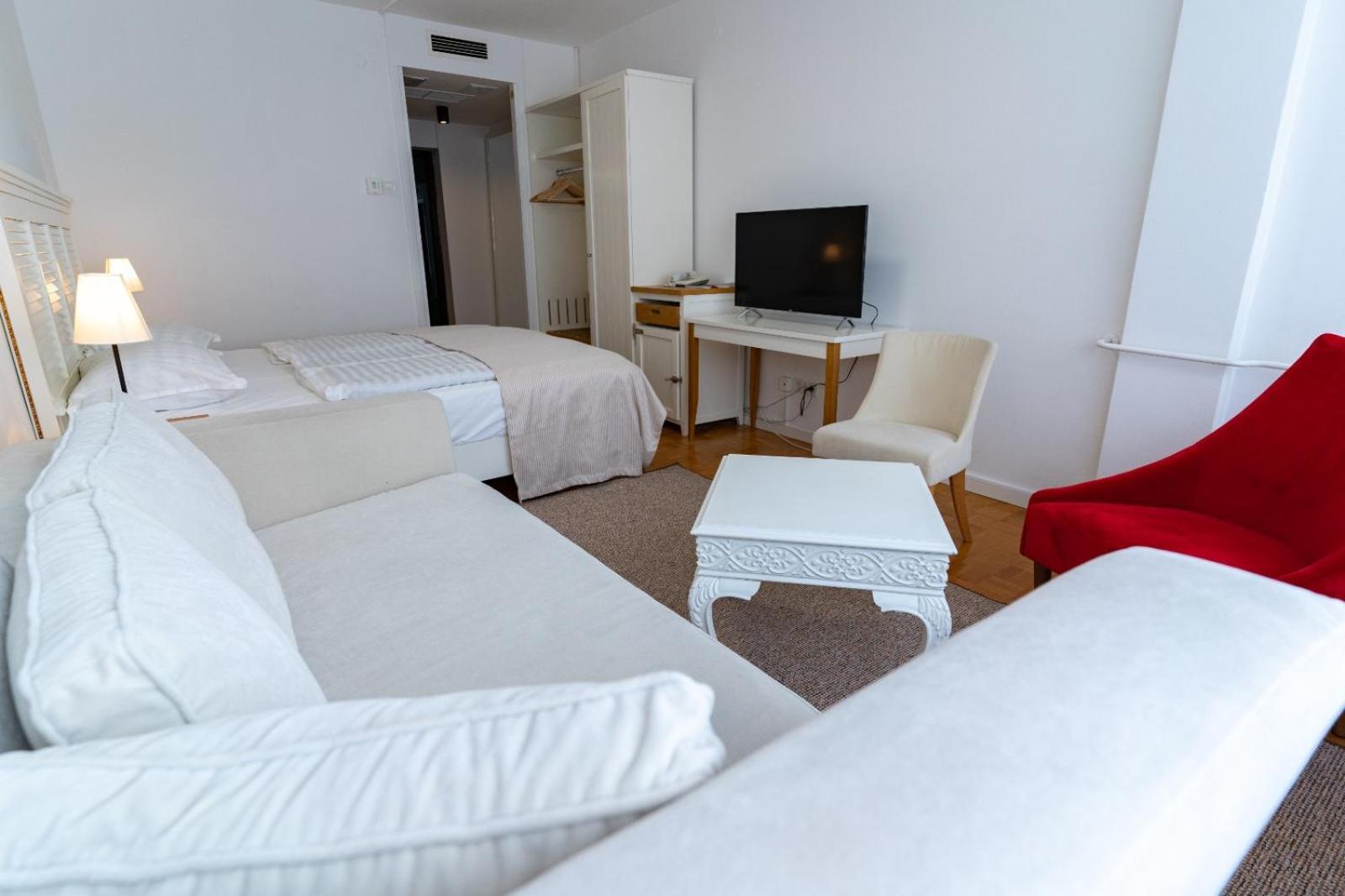 Artearia Hotel Bjelovar Eksteriør bilde